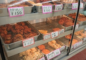 福島県浪江町の小さな弁当屋「ぽてと」の揚げ物
