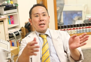 ニュクス薬局のお父さん・中沢宏昭さん