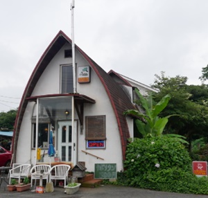 オモウマい喫茶店・ライフの外観