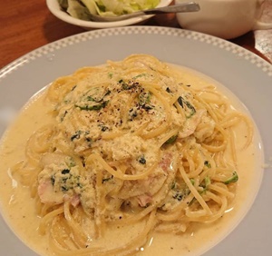 プトーカフェのメニュー・カルボナーラ