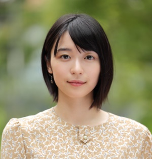 鳴海唯さんはどんな人?